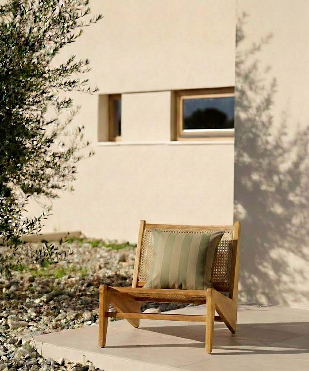 Striped Pillow 50x50 cm Eucalyptus/Beige