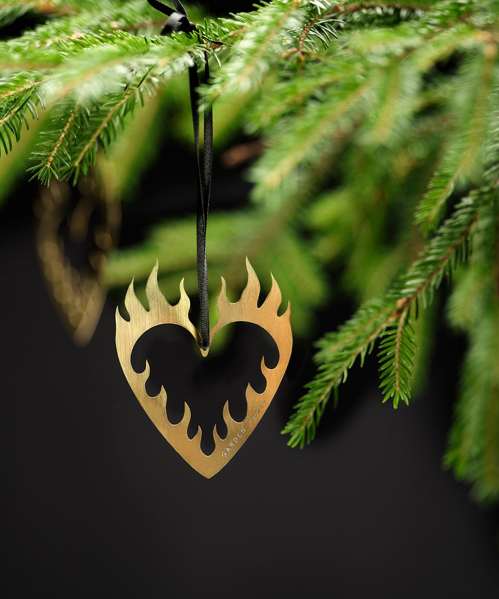 Flaming Heart Ornament Gold 3-p-2