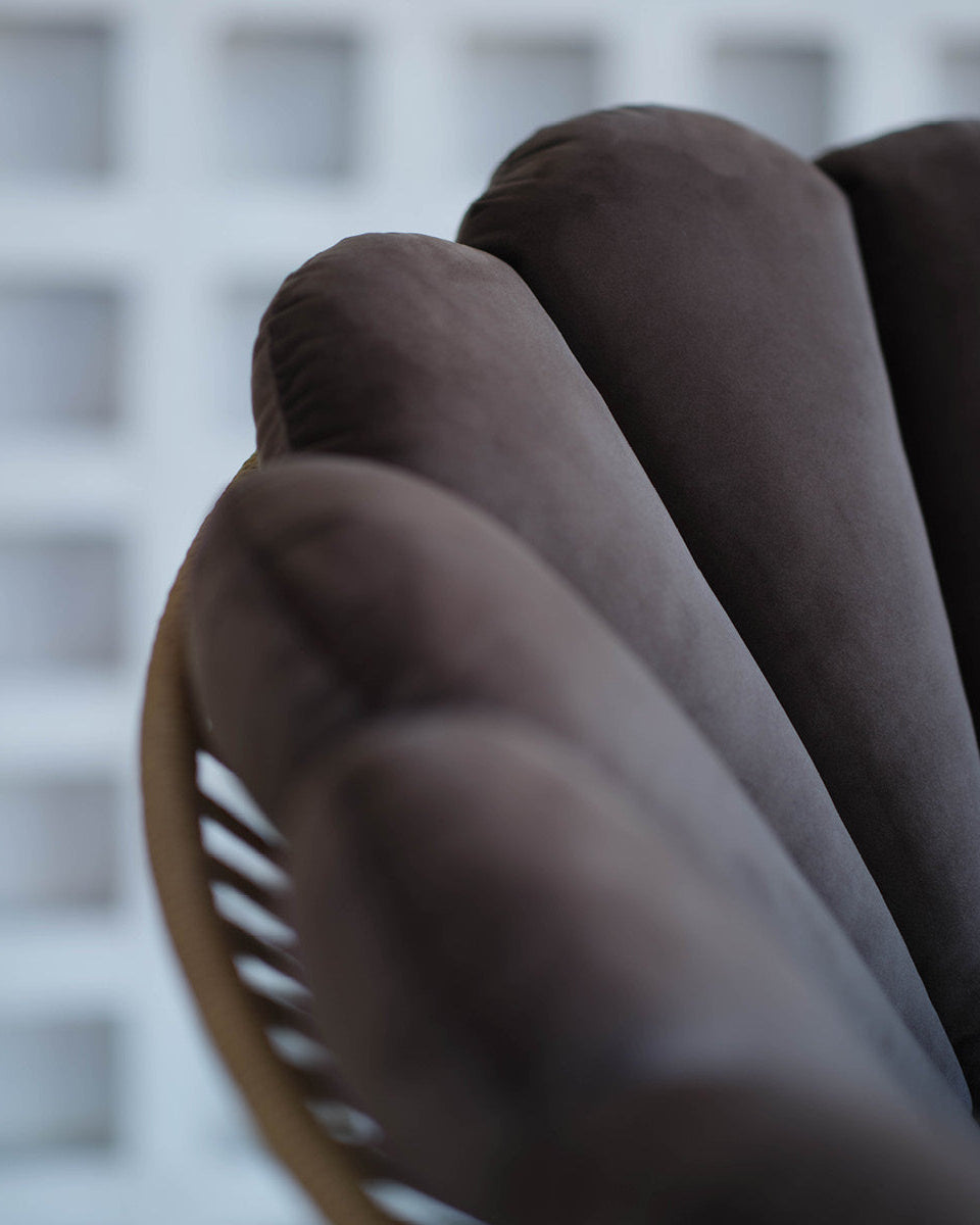 Shell Cushion Brown-3