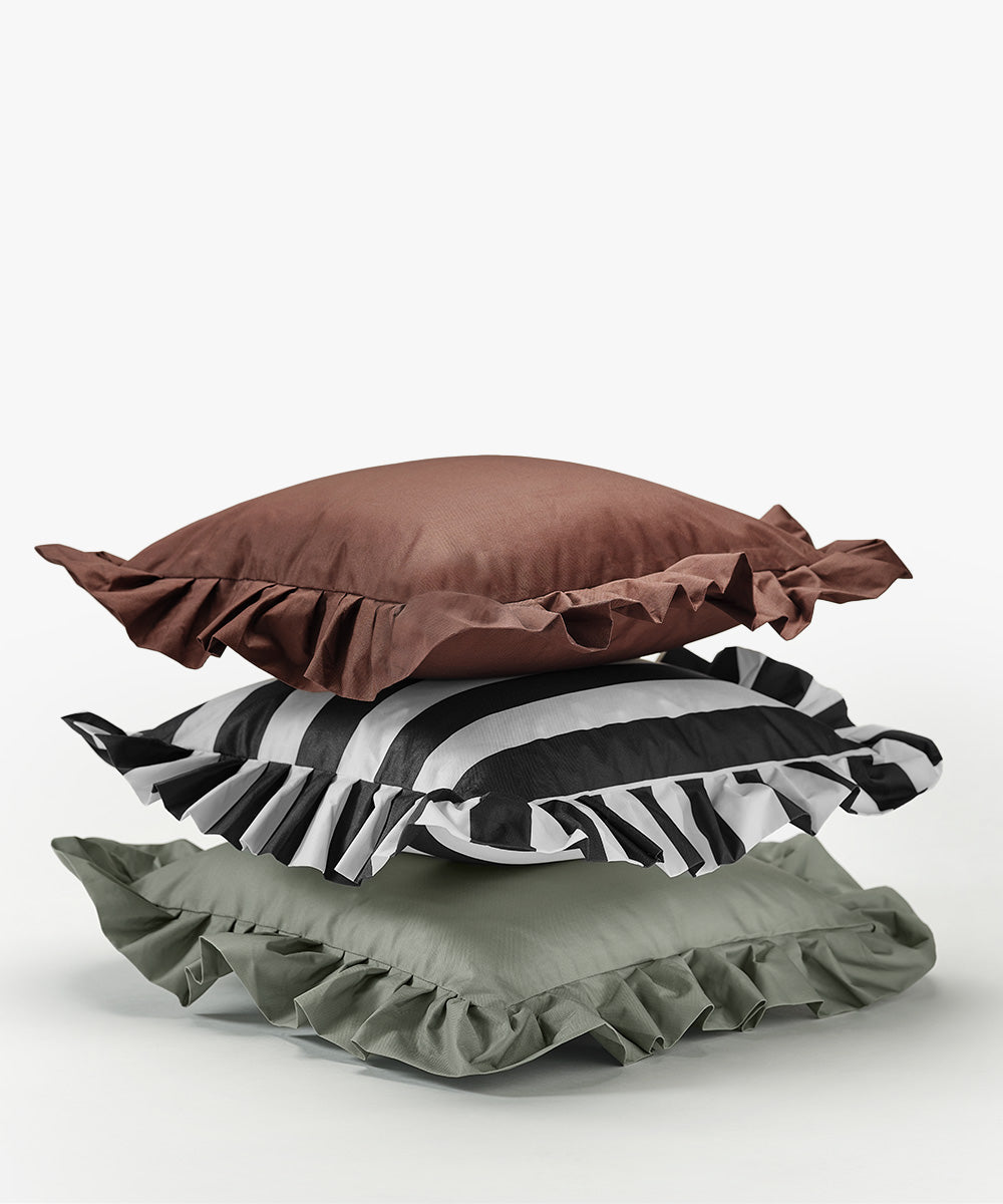 Outdoor Pillow Ruffle Brown-3