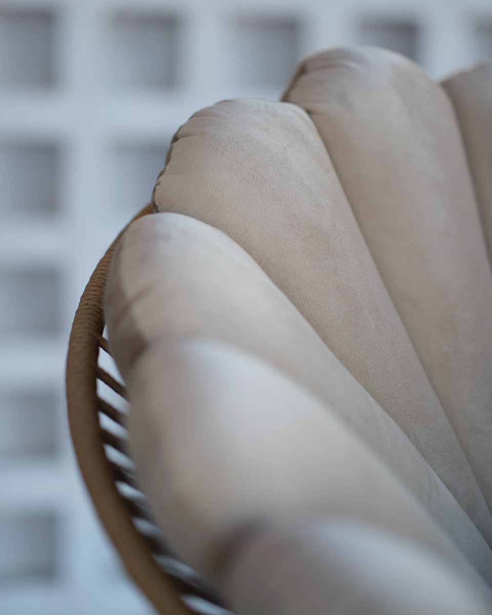 Shell Cushion Beige-3