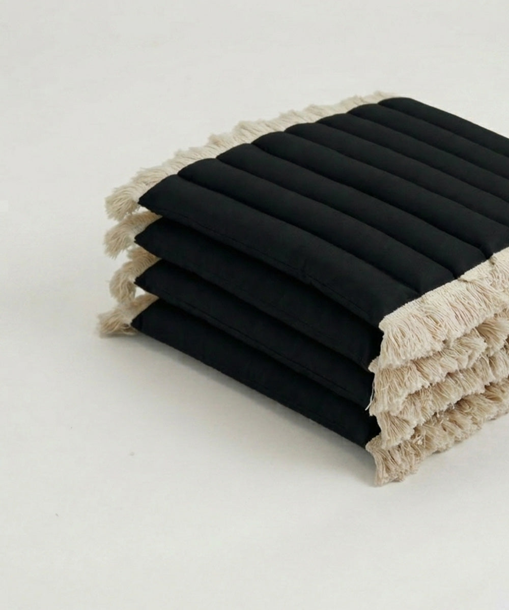 4-pack Seat Cushion Black– Fringe white
