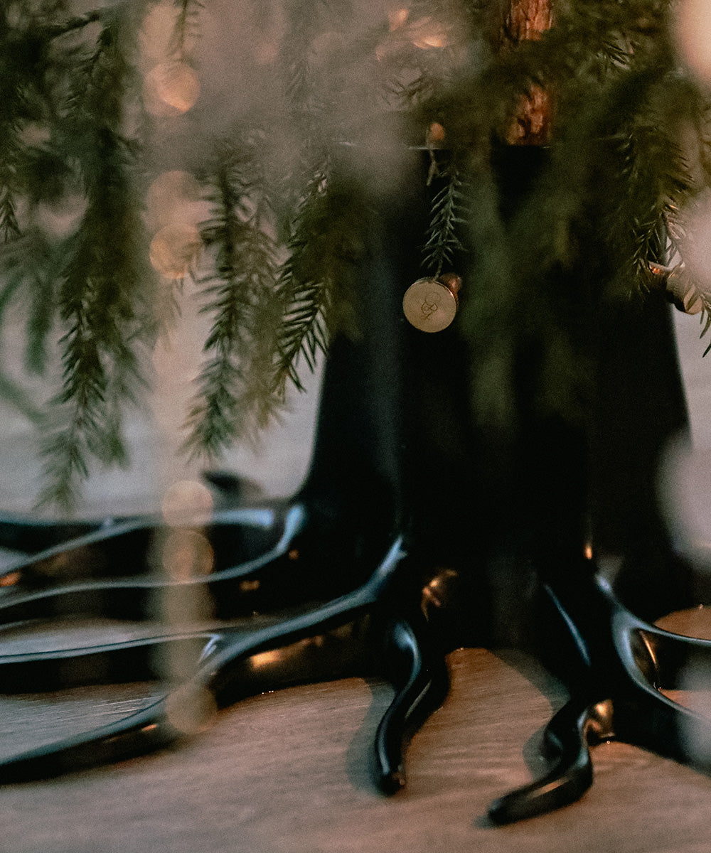 Christmas Tree Stand The Root - Black | Unique Contemporary