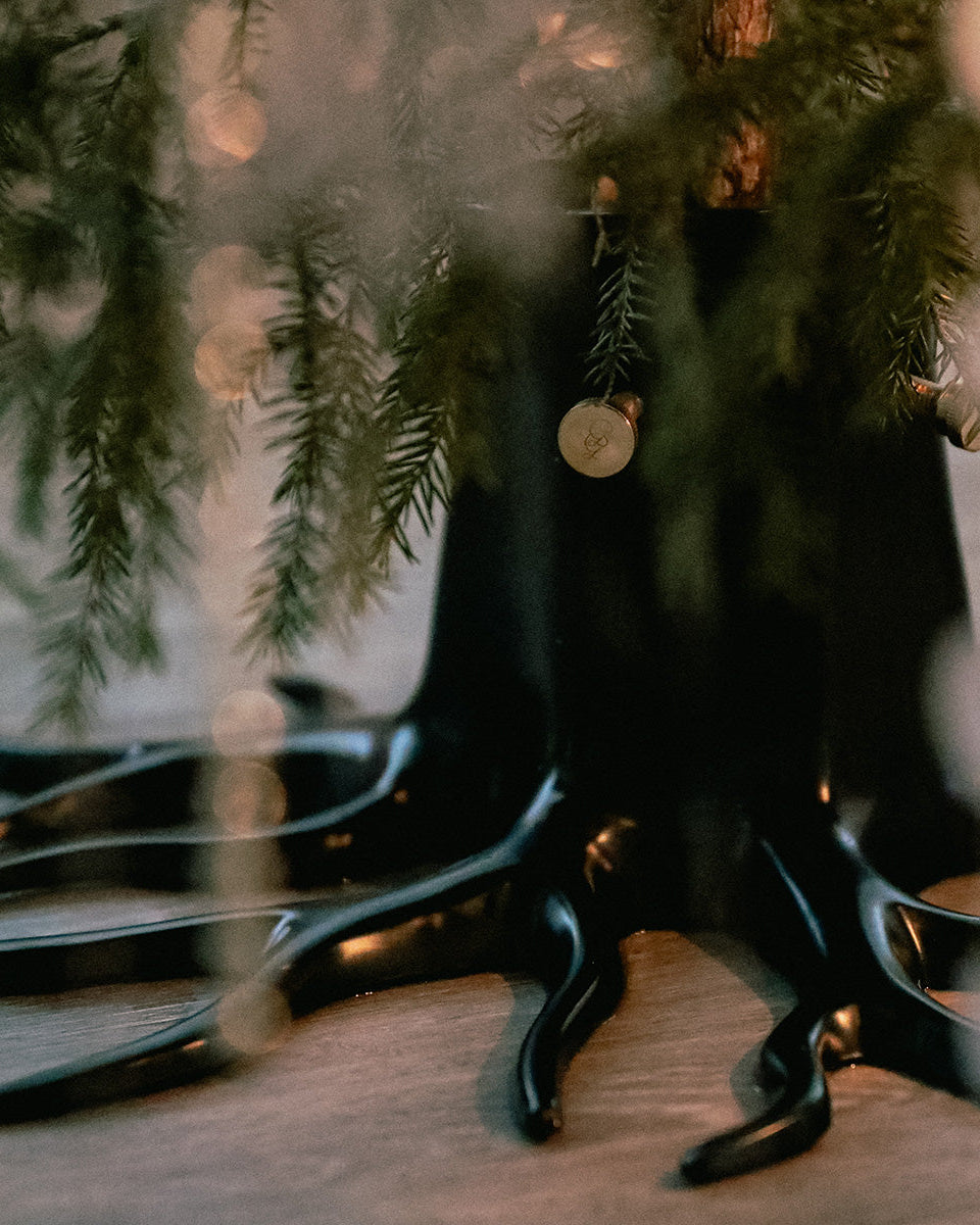Christmas Tree Stand "The Root" - Black-3