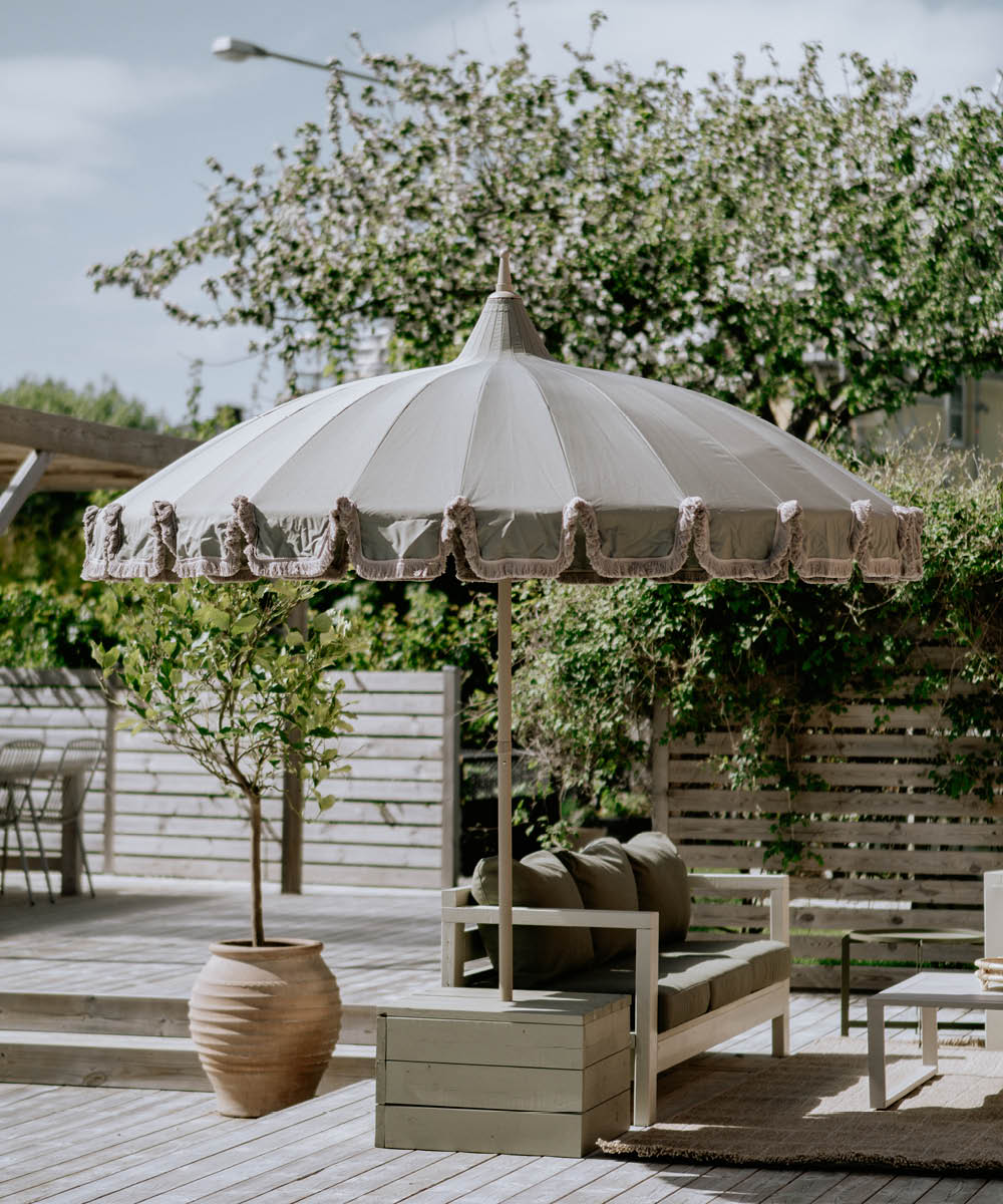 Garden Umbrella with fringe - green-8