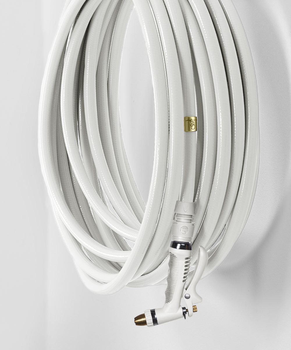 White Snake Hose + Spray Gun